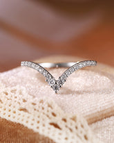 WINNIE V Shape Round Cut Moissanite Wedding Band for Women